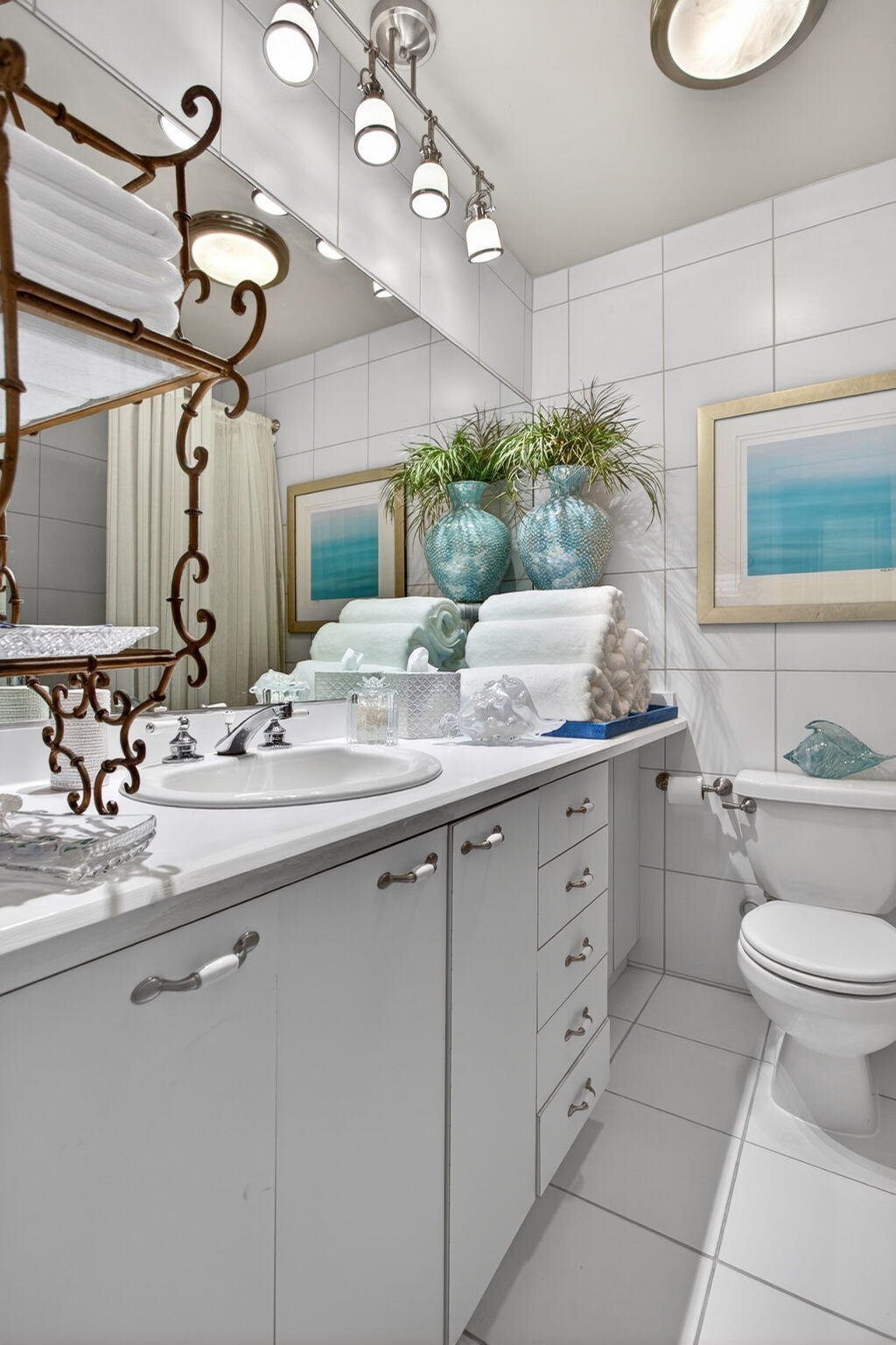 POMPANO LODGE CO-OP - Residential