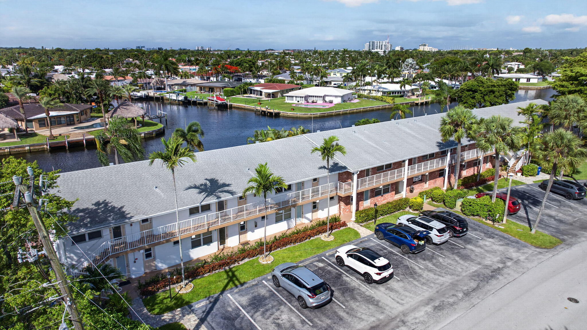 POMPANO LODGE CO-OP - Residential
