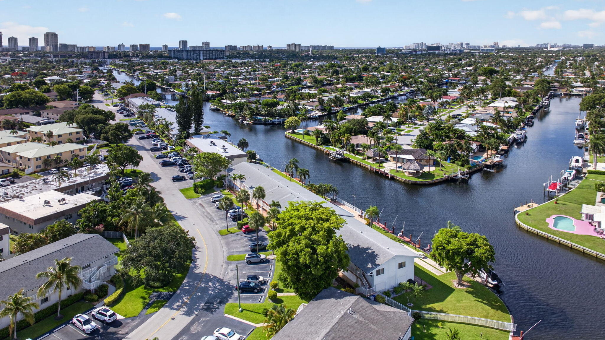 POMPANO LODGE CO-OP - Residential