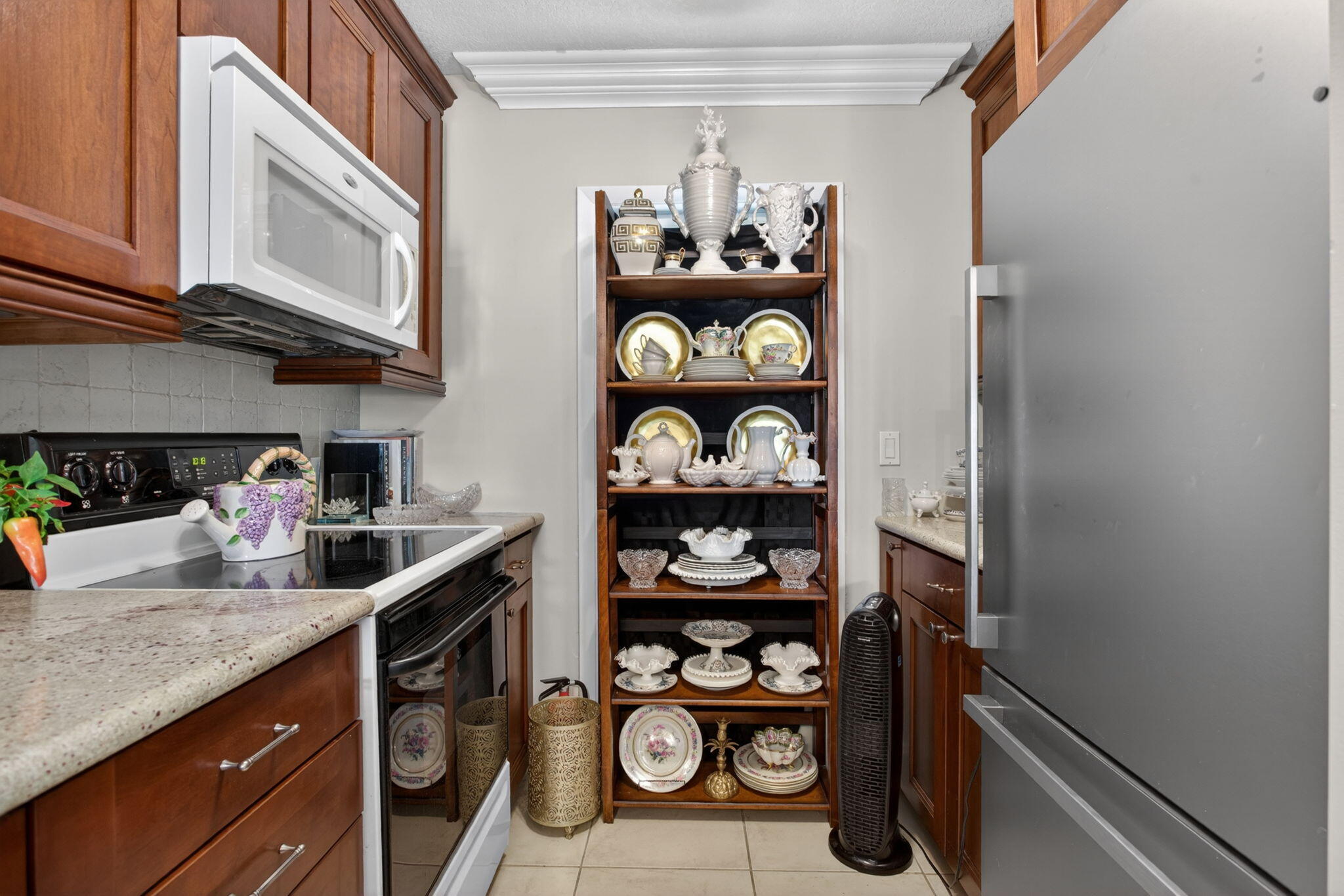 POMPANO LODGE CO-OP - Residential