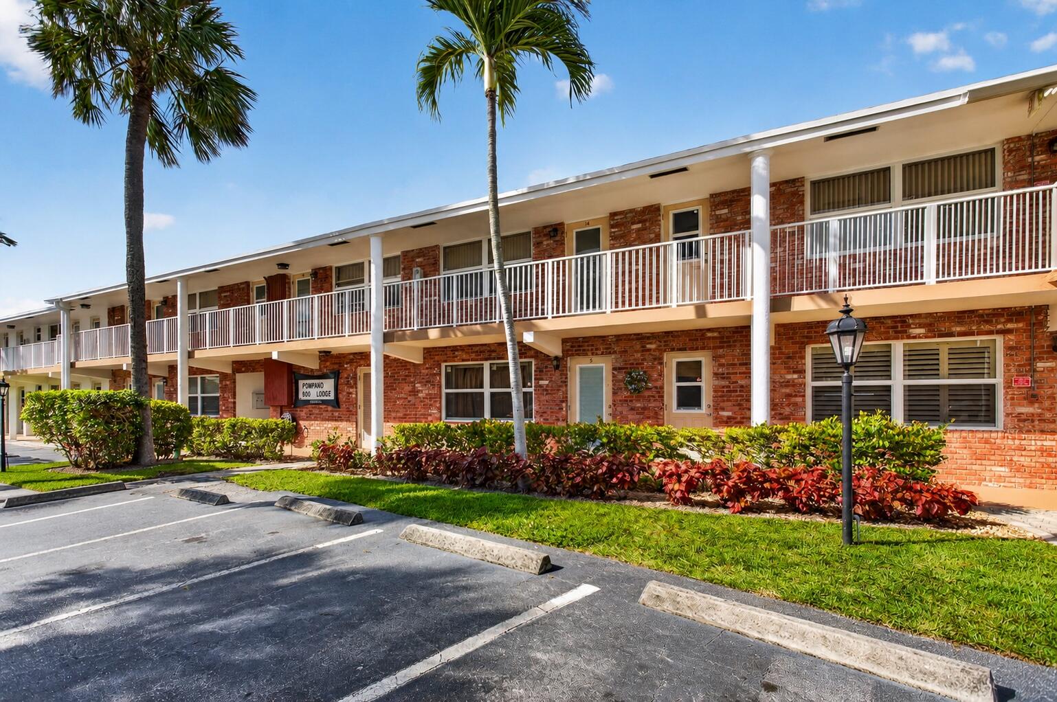 POMPANO LODGE CO-OP - Residential