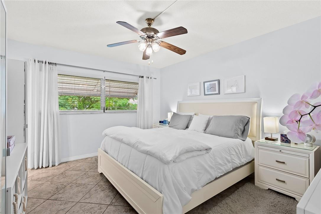 HILLCREST CONDO NO 5 - Residential