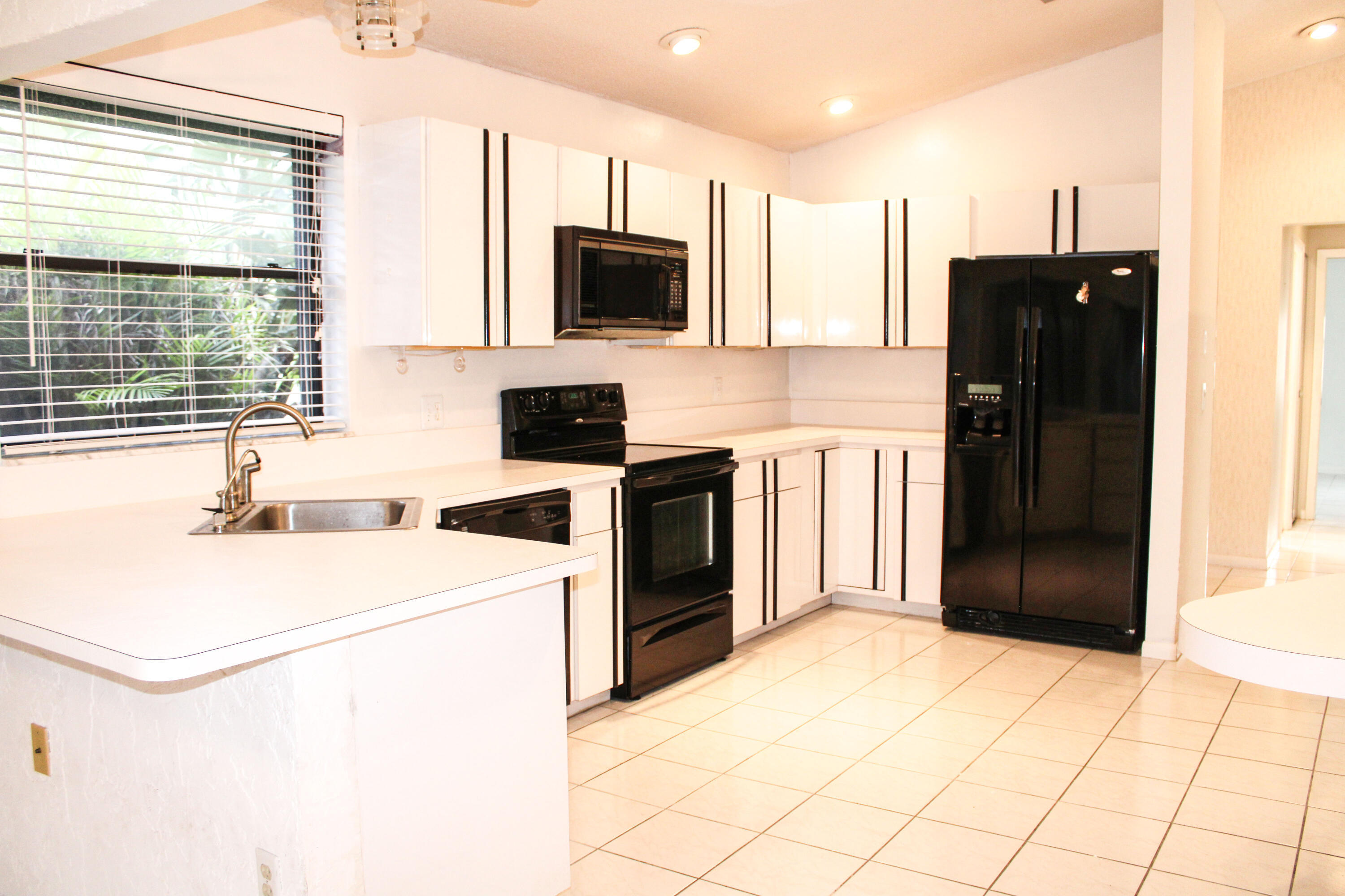 RAINBERRY BAY SEC 3 - Residential Lease