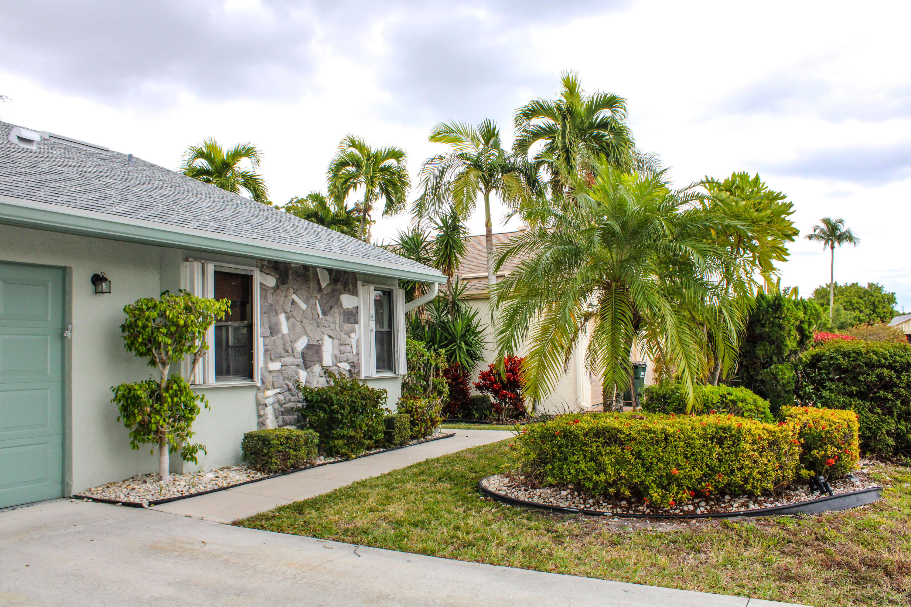 RAINBERRY BAY SEC 3 - Residential Lease