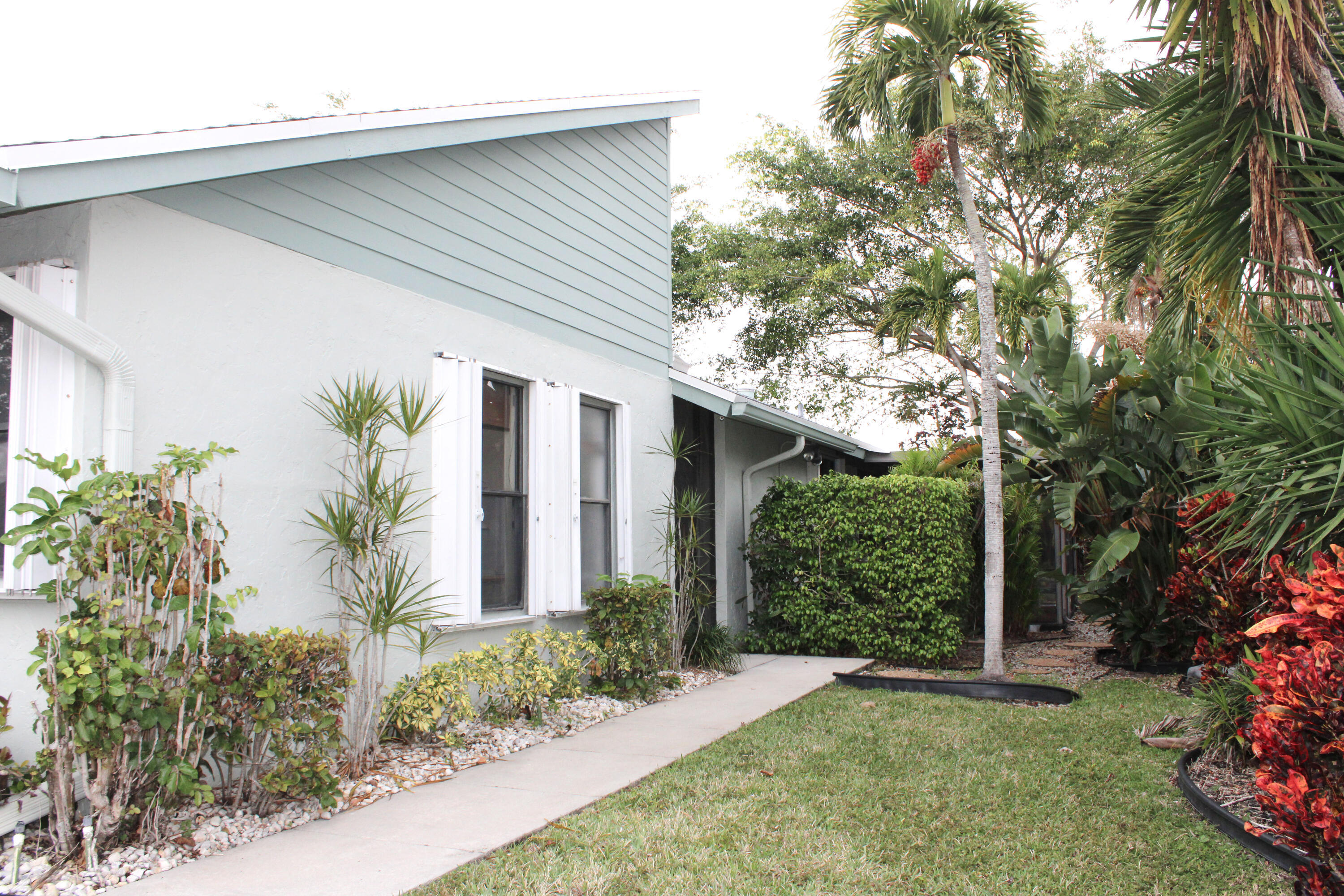 RAINBERRY BAY SEC 3 - Residential Lease