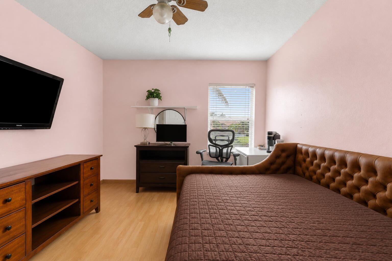 CHAPEL LAKE ESTATES - Residential