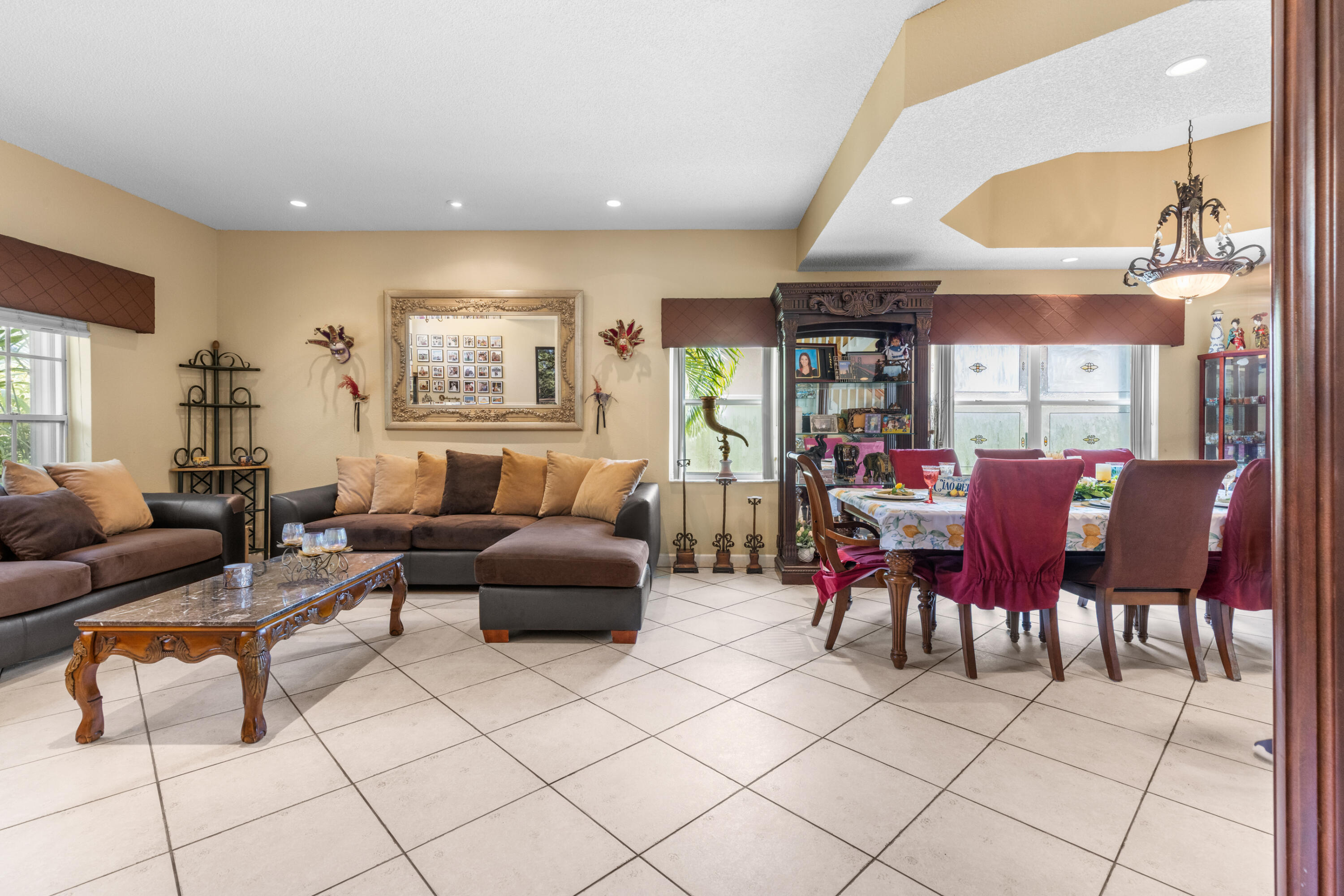 CHAPEL LAKE ESTATES - Residential