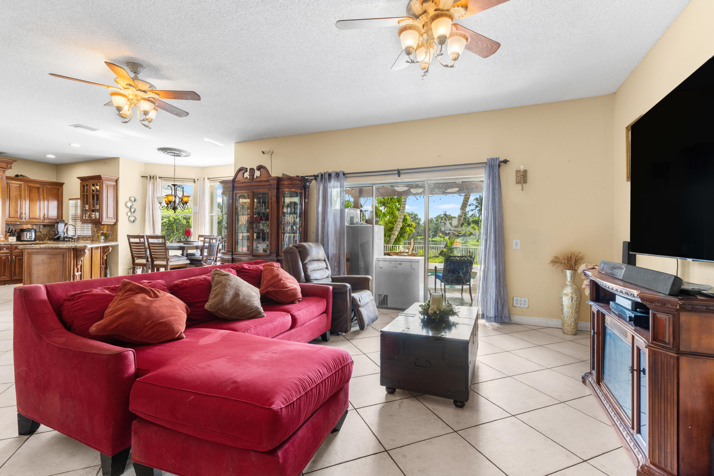 CHAPEL LAKE ESTATES - Residential