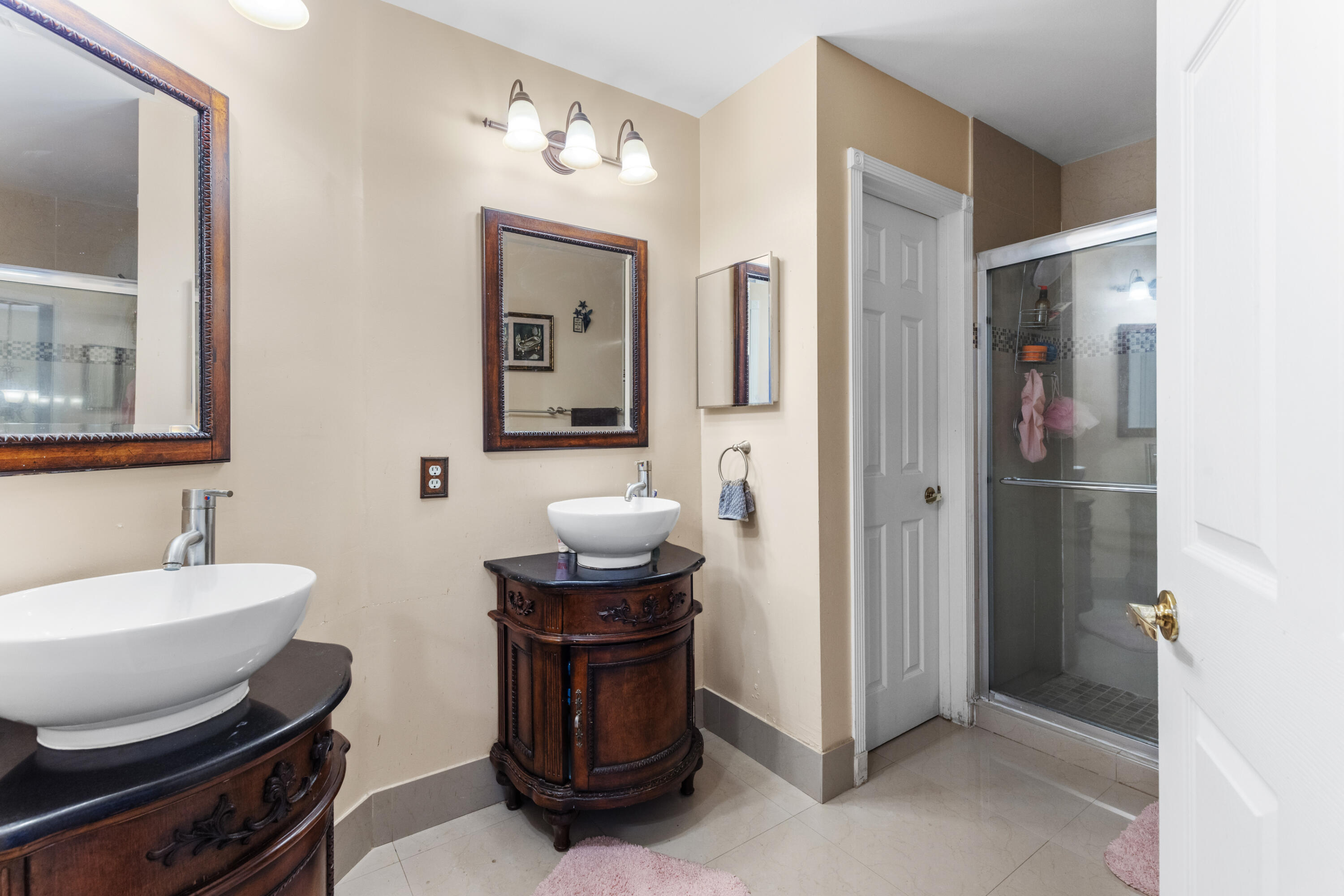 CHAPEL LAKE ESTATES - Residential