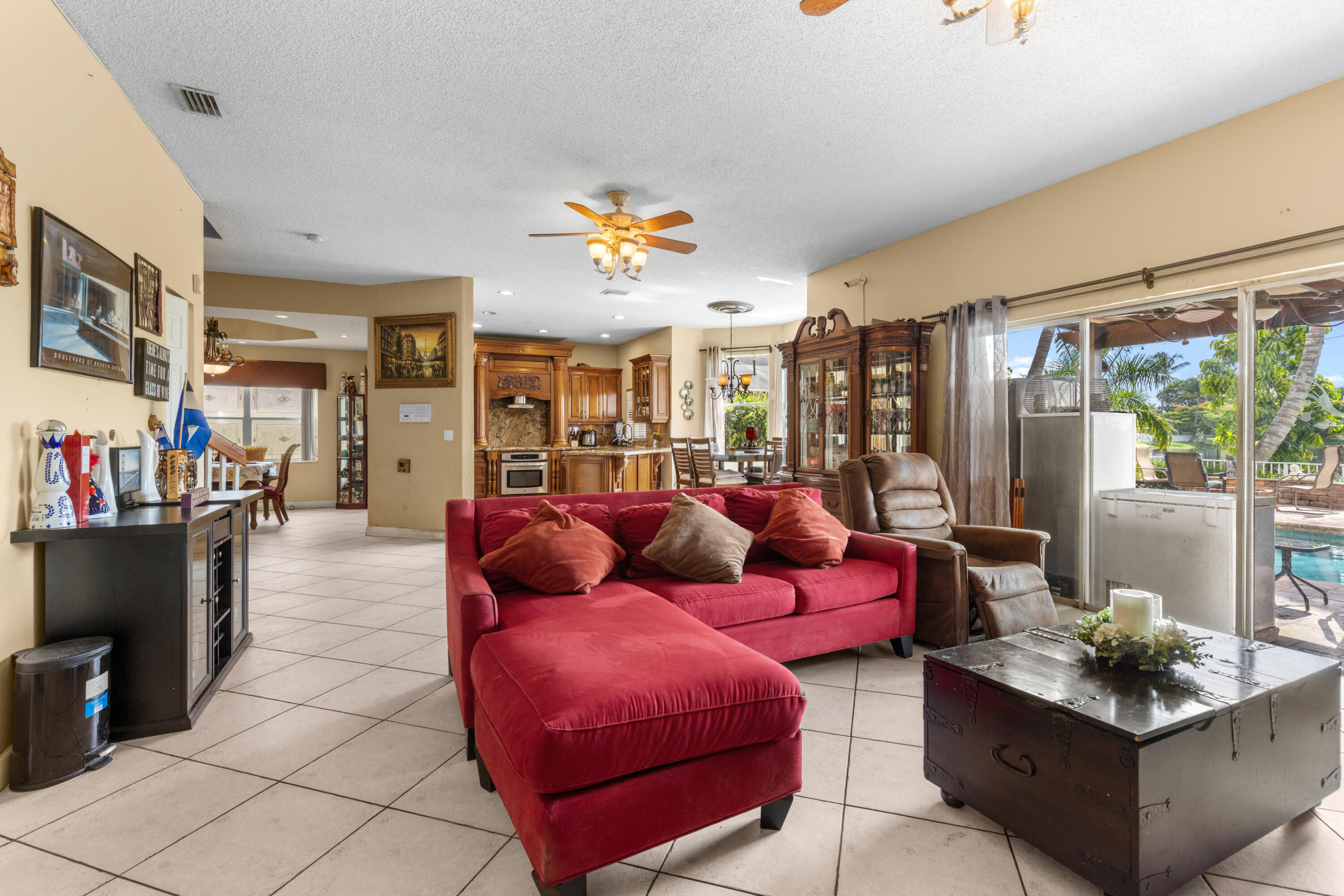 CHAPEL LAKE ESTATES - Residential