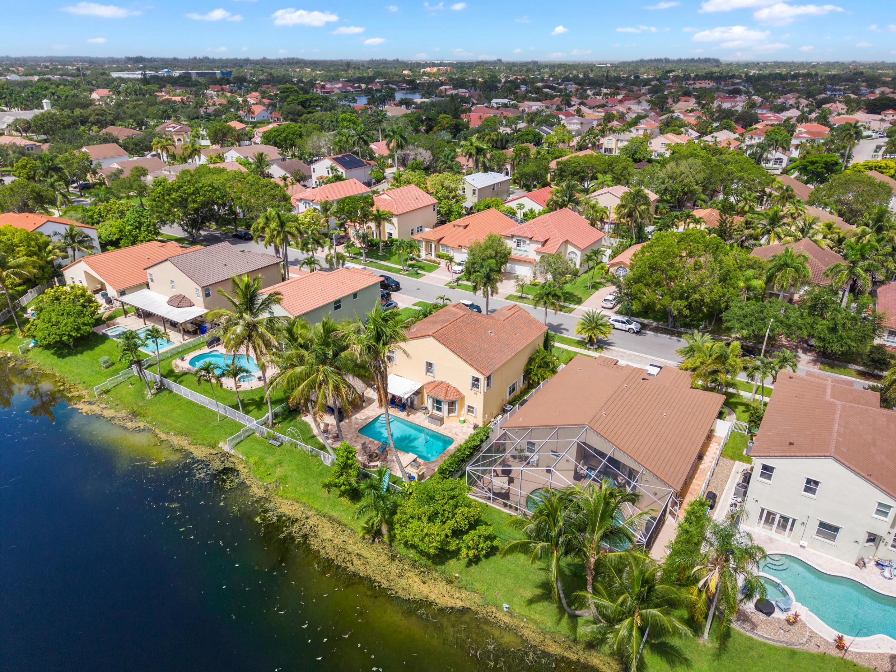 CHAPEL LAKE ESTATES - Residential