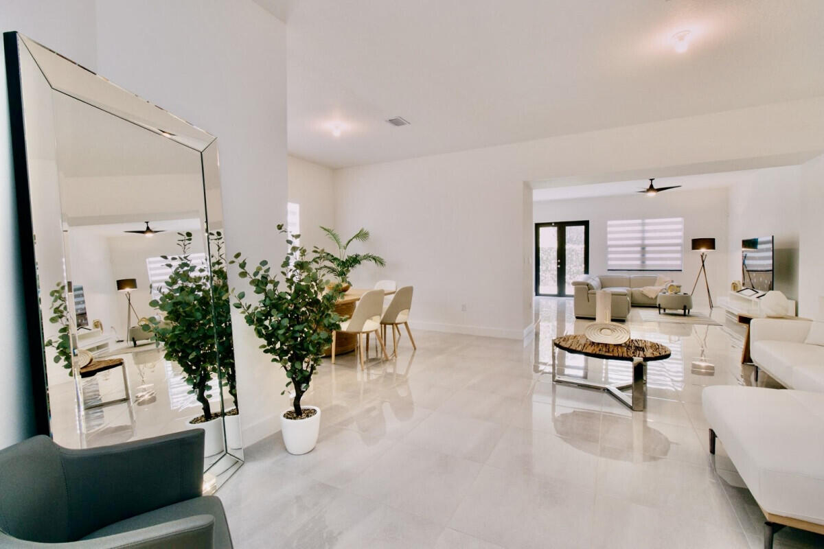 TUSCAN ISLES - Residential