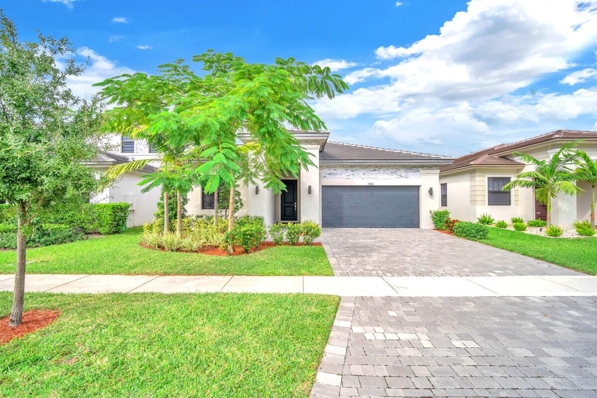For buyers ready to stop searching and move forward. Modern single-story home with open layout (2,274 sq ft - 2,812 total) built in 2022. Designer kitchen with Calacatta quartz, stainless steel appliances, large island, and porcelain tile throughout. Smart features (Ring Video Doorbell, Flo by Moen Smart Water Shutoff, myQ Smart Garage Control, Invisible Smart Lock, Honeywell Smart Thermostat), and well-maintained HVAC. Guest suite w/private entrance. Private backyard, no rear neighbors. Move-in ready.