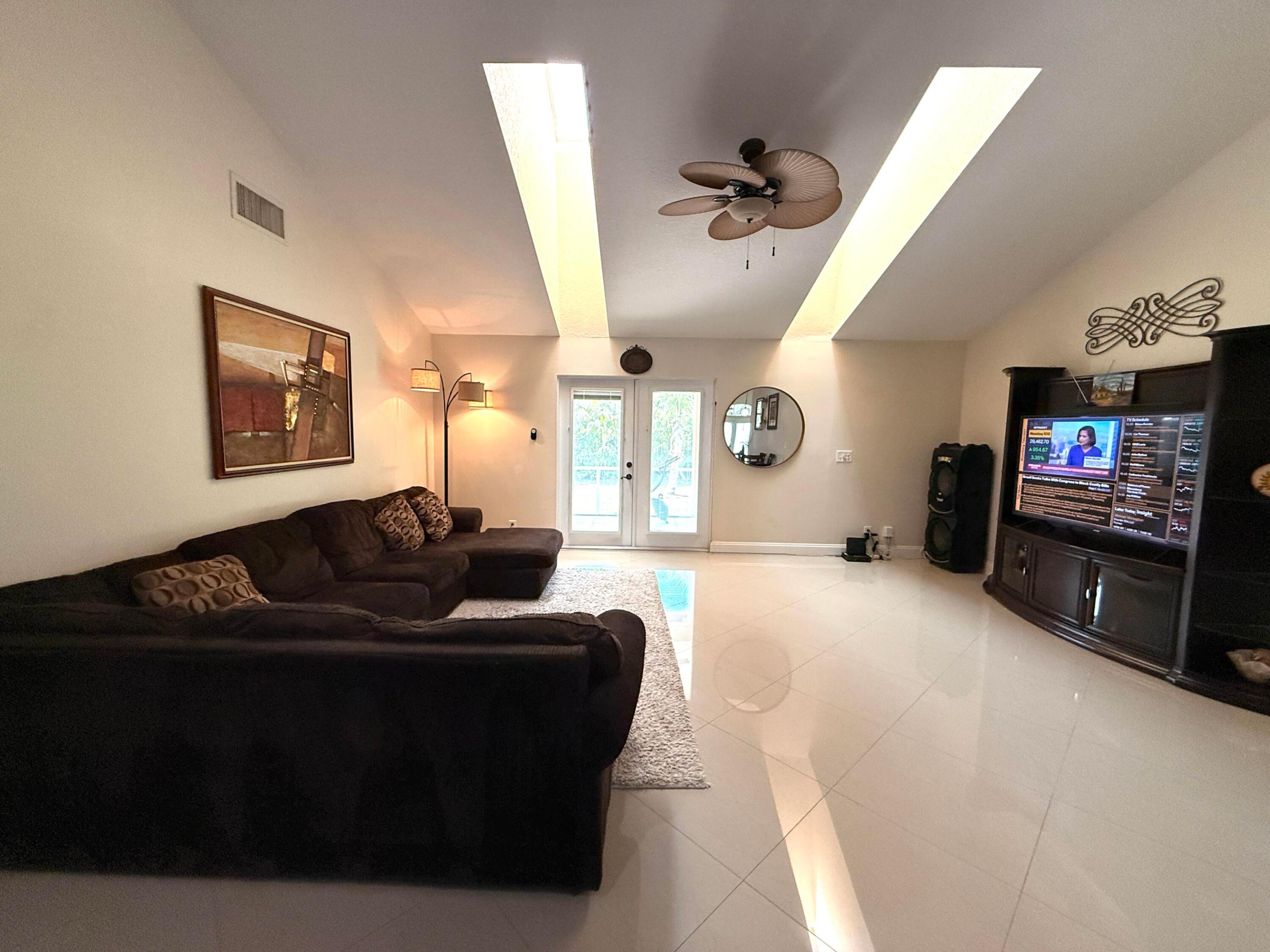 Acreage & Unrec - Residential