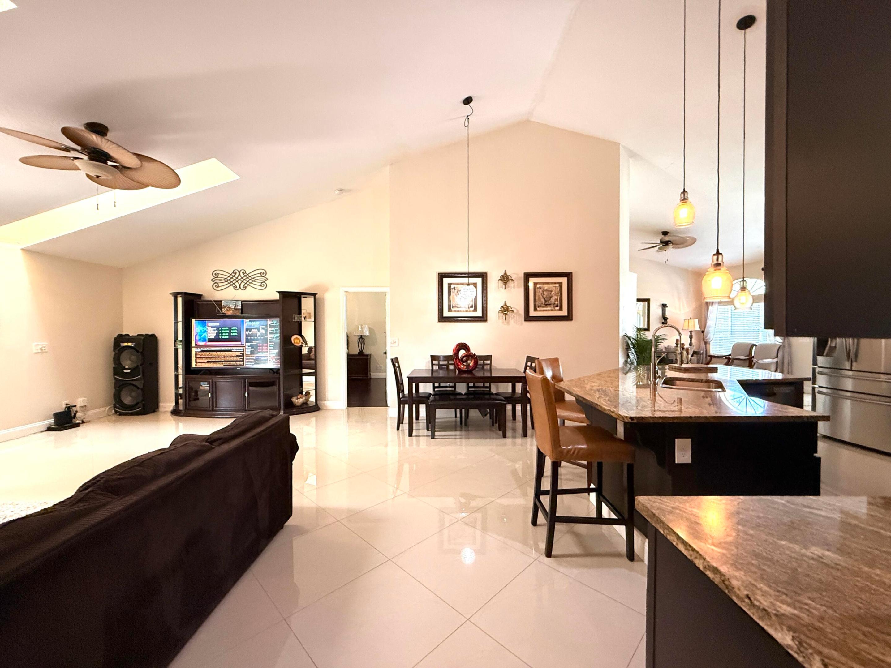 Acreage & Unrec - Residential