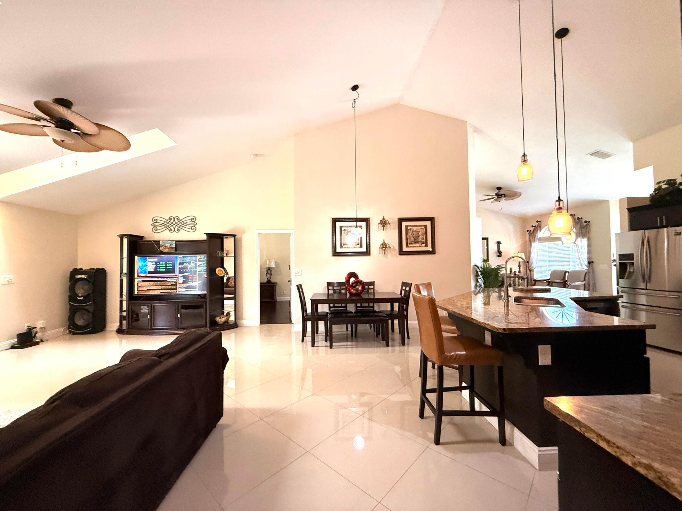 Acreage & Unrec - Residential