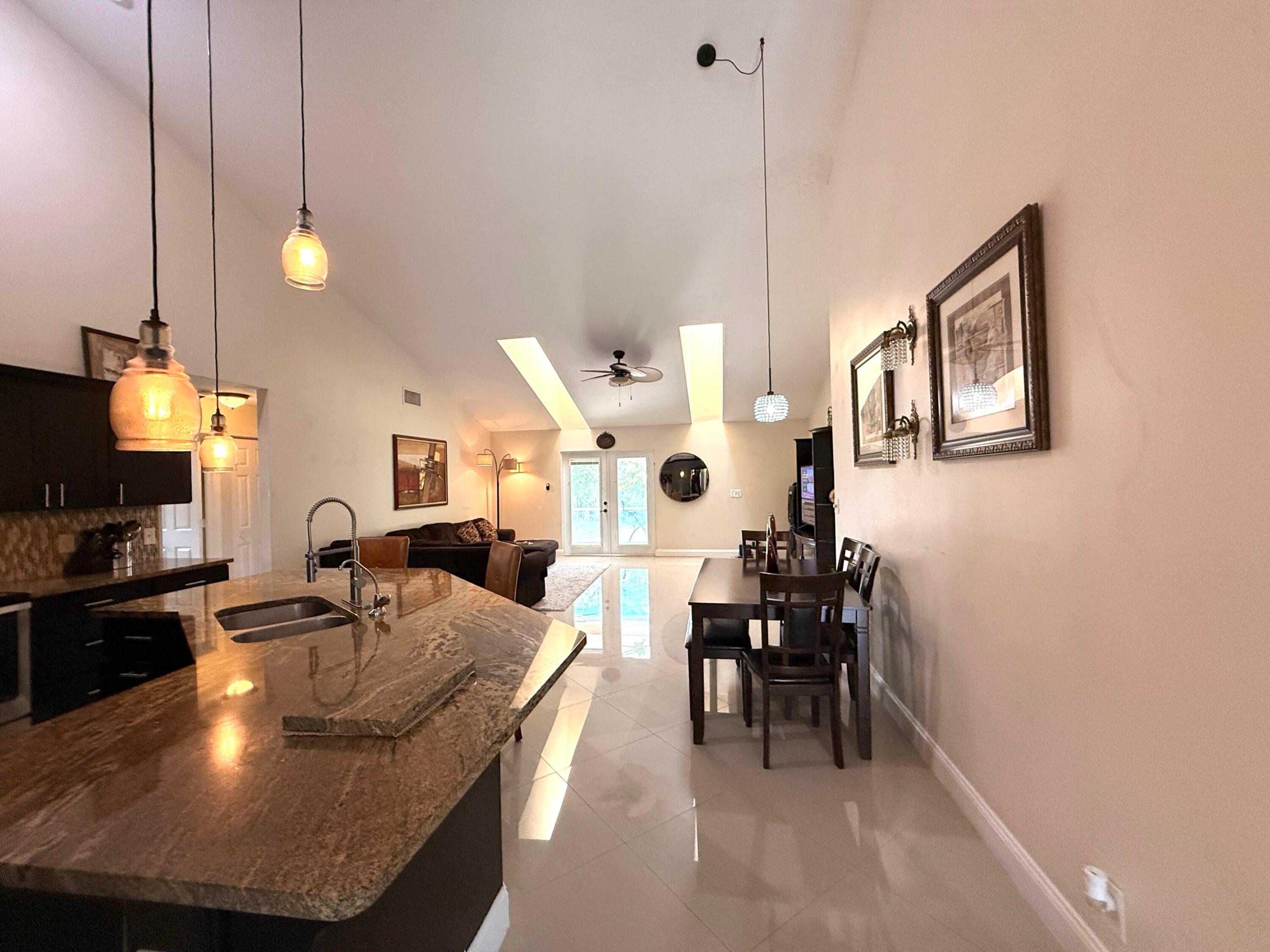 Acreage & Unrec - Residential
