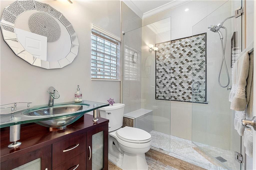 Pine Ridge 112-37 B - Residential