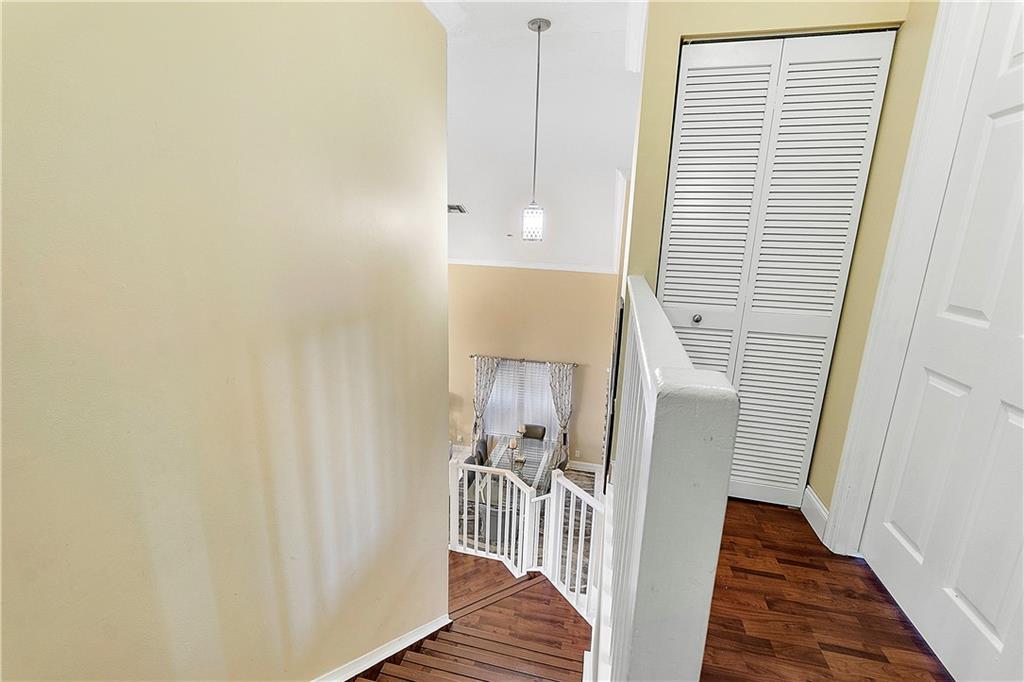 Pine Ridge 112-37 B - Residential