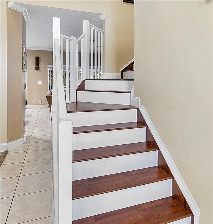 Pine Ridge 112-37 B - Residential
