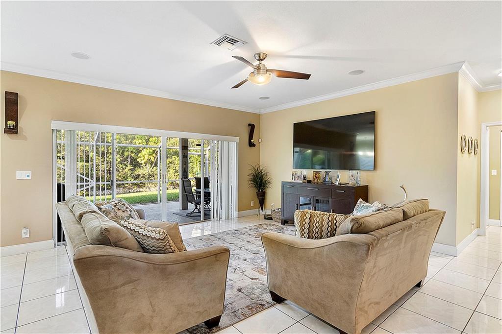 Pine Ridge 112-37 B - Residential
