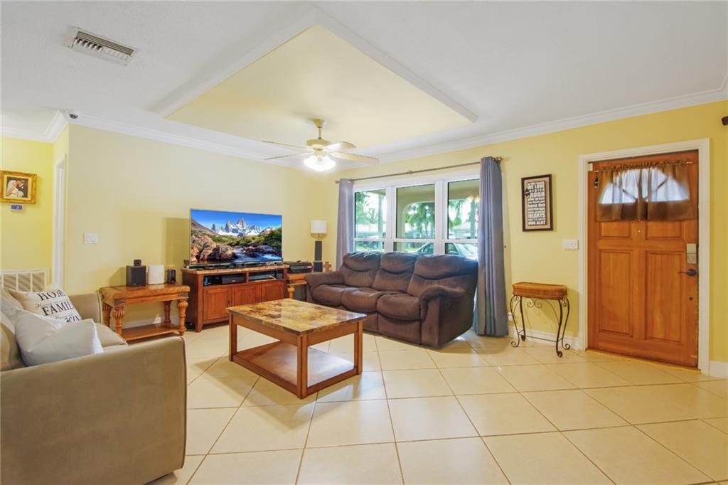 Coral Manor Third Add 53- - Residential