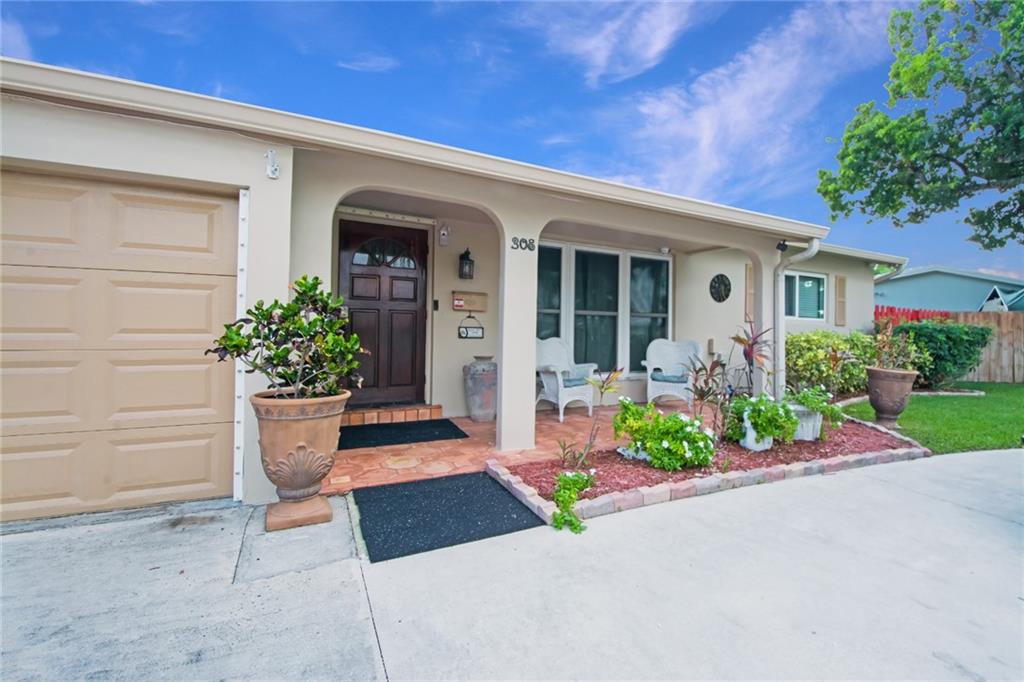 Coral Manor Third Add 53- - Residential