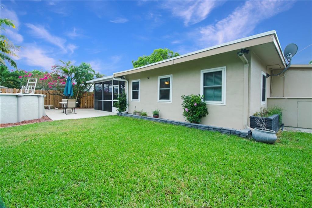 Coral Manor Third Add 53- - Residential