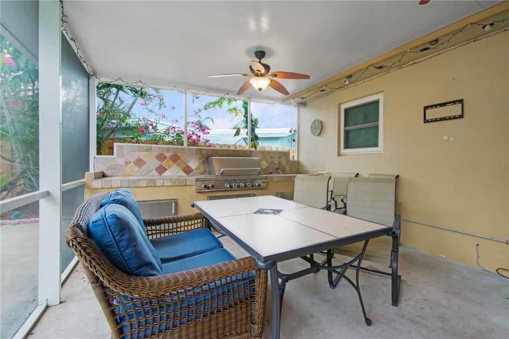 Coral Manor Third Add 53- - Residential