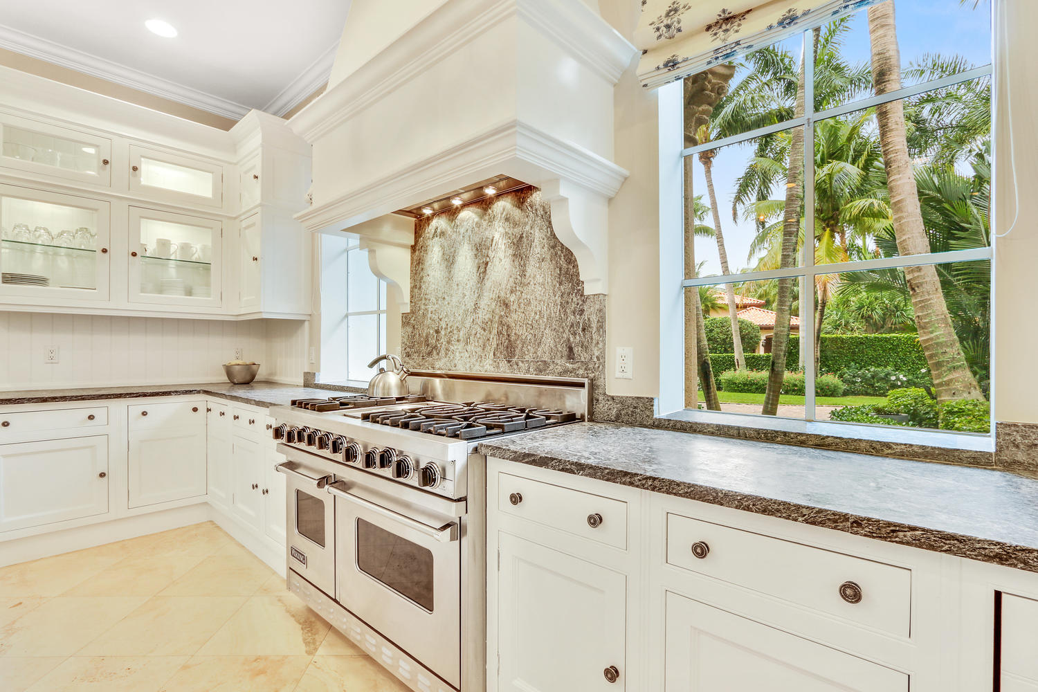 HARBOUR ISLES - Residential