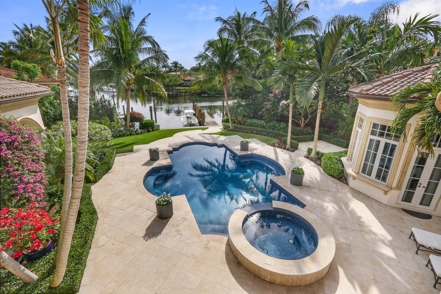 HARBOUR ISLES - Residential