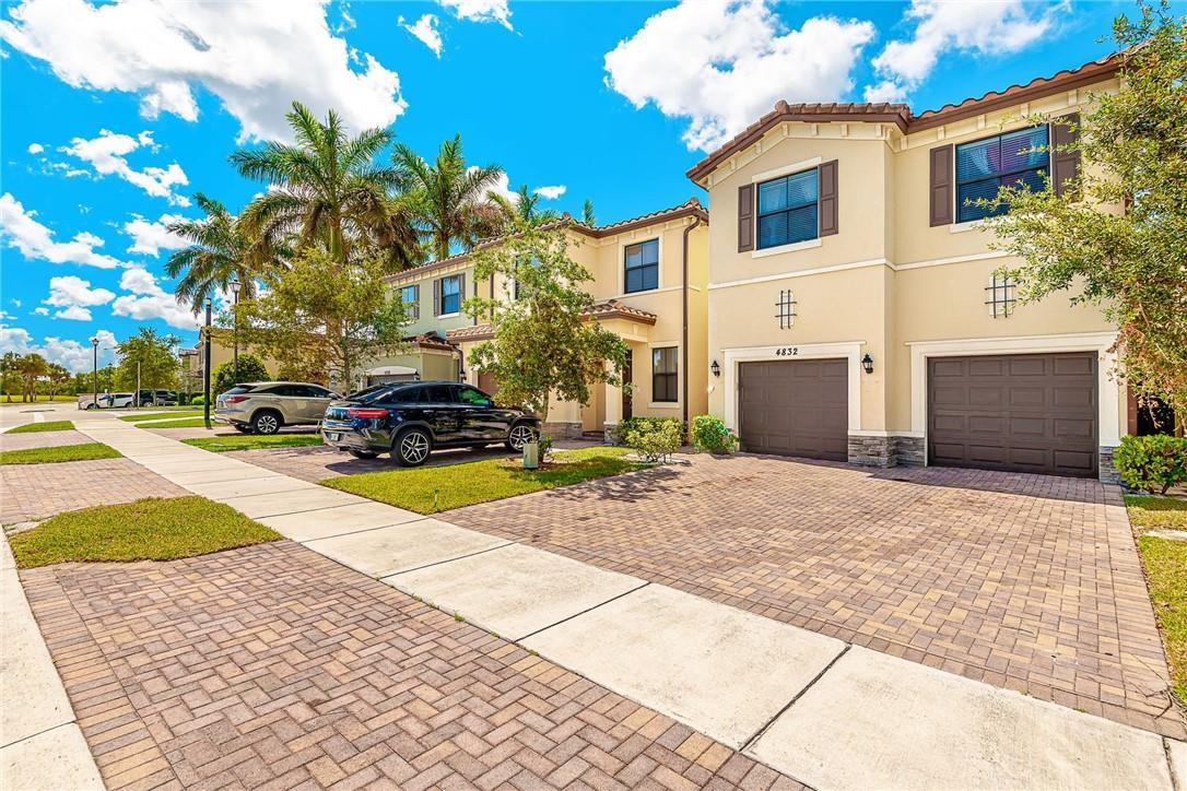 SABAL PALM BY PRESTIGE - Residential