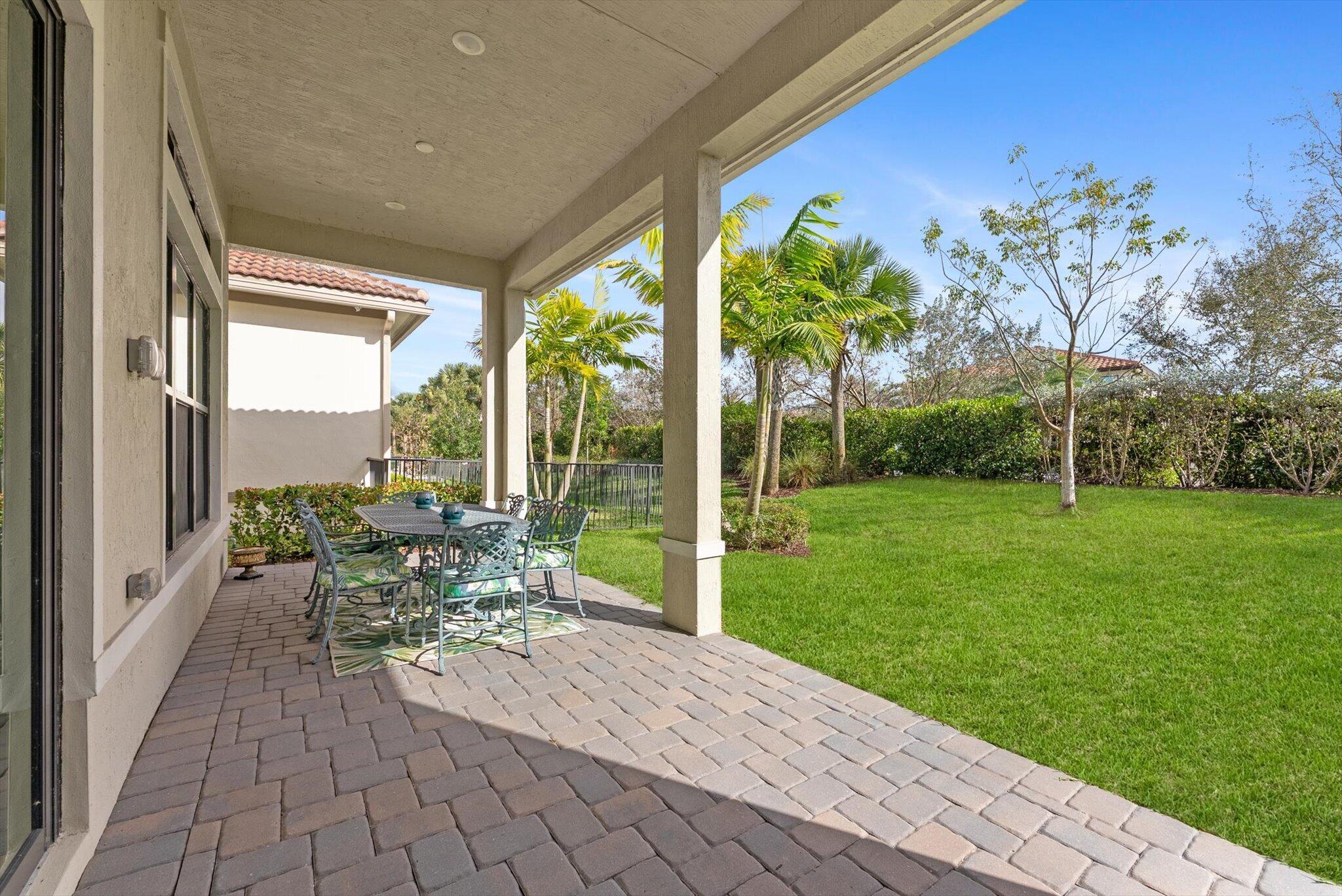 PARKLAND ROYALE - Residential