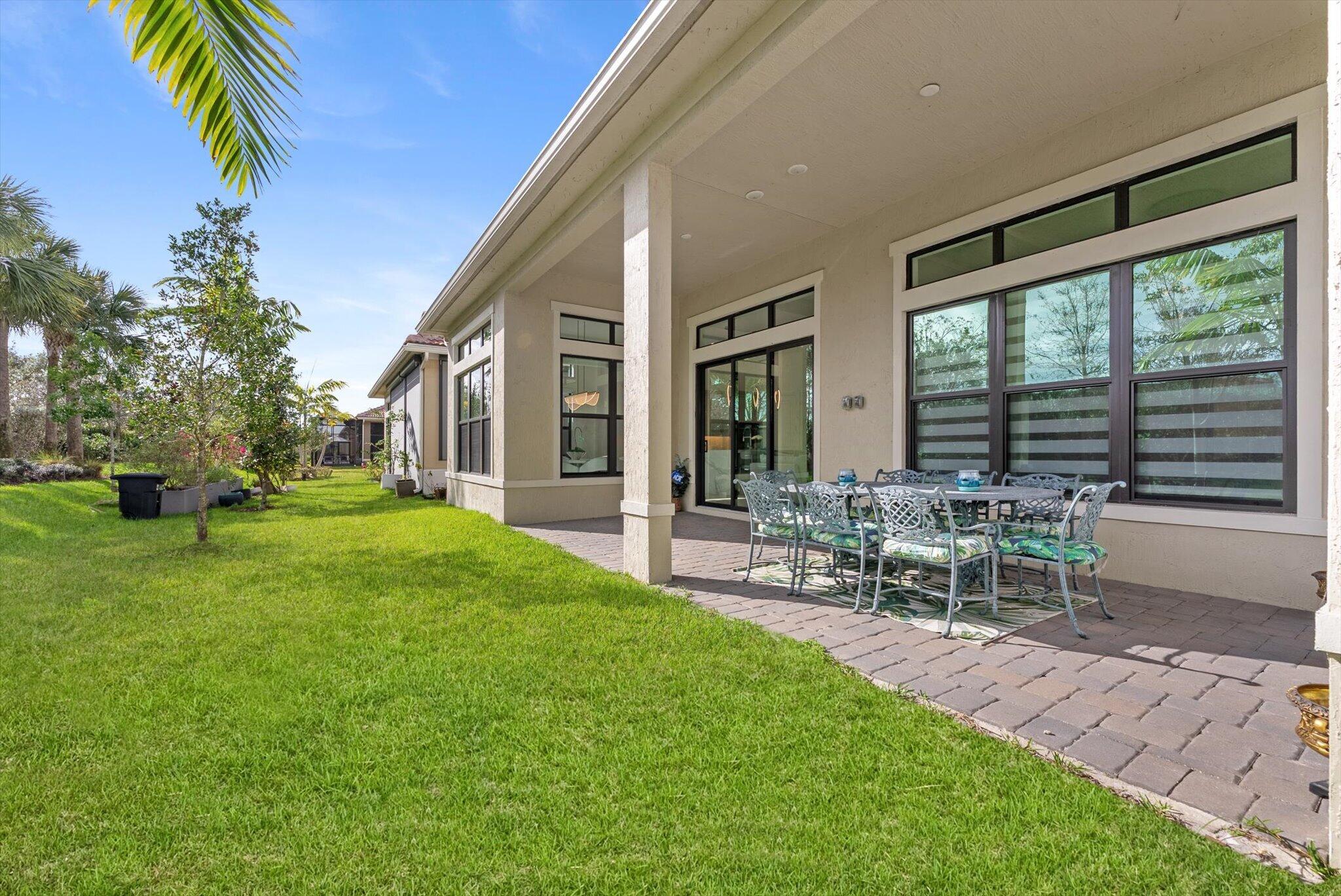 PARKLAND ROYALE - Residential
