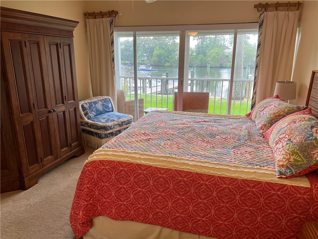Hillsboro Cove - Residential