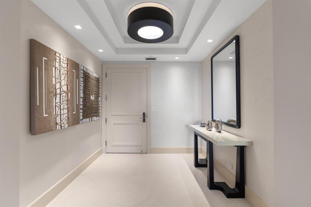 DUNSTER HOUSE CONDO - Residential