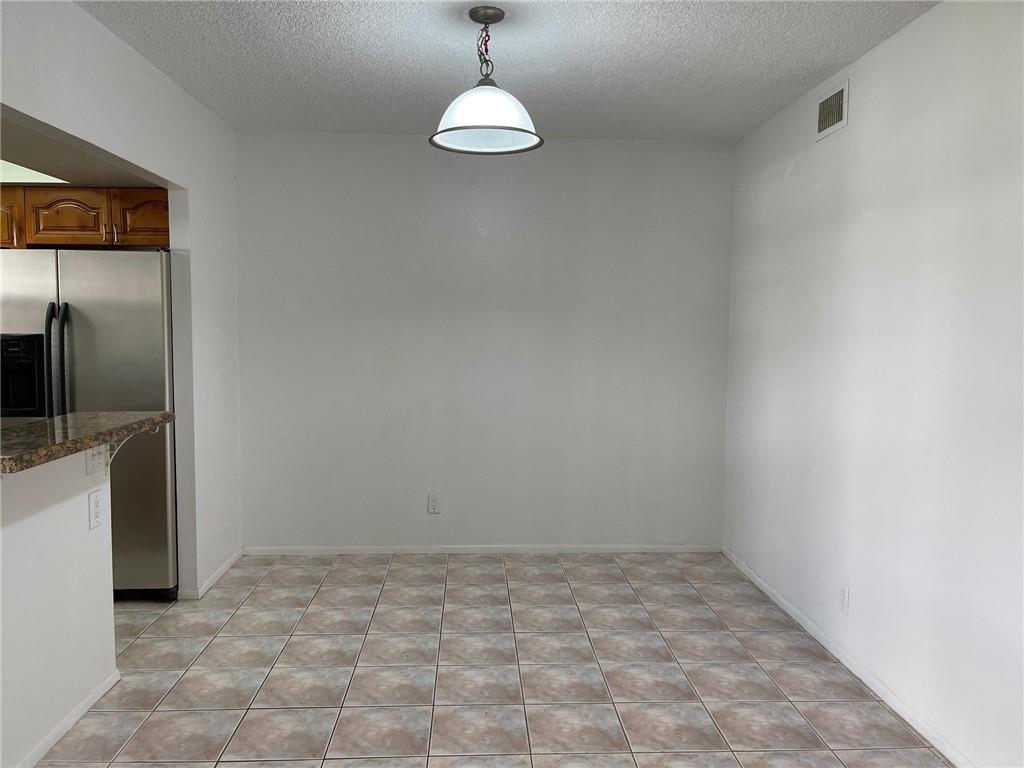 Garden Isles apartments - Residential