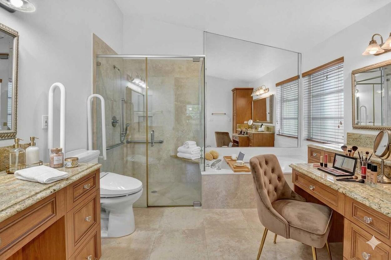 PALM ISLES - Residential