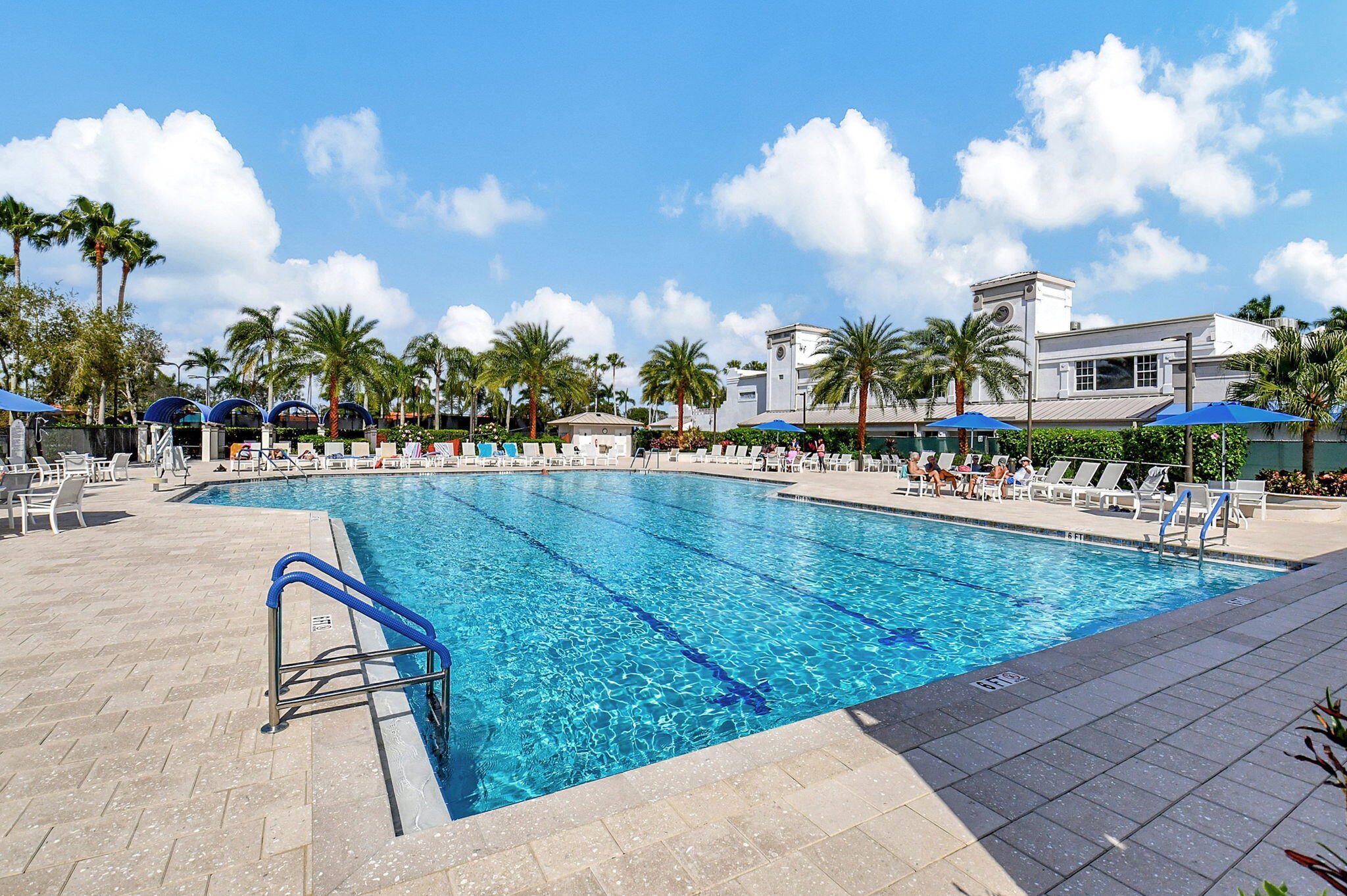 PALM ISLES - Residential