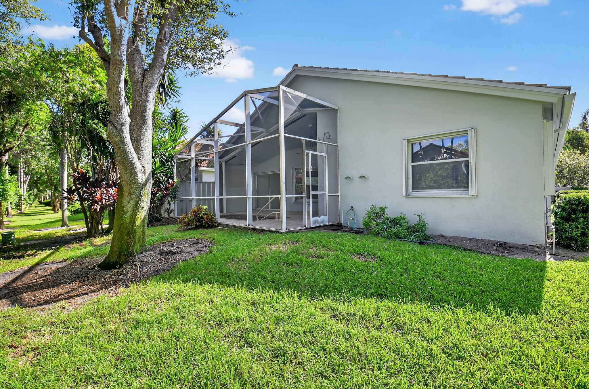 PALM ISLES - Residential