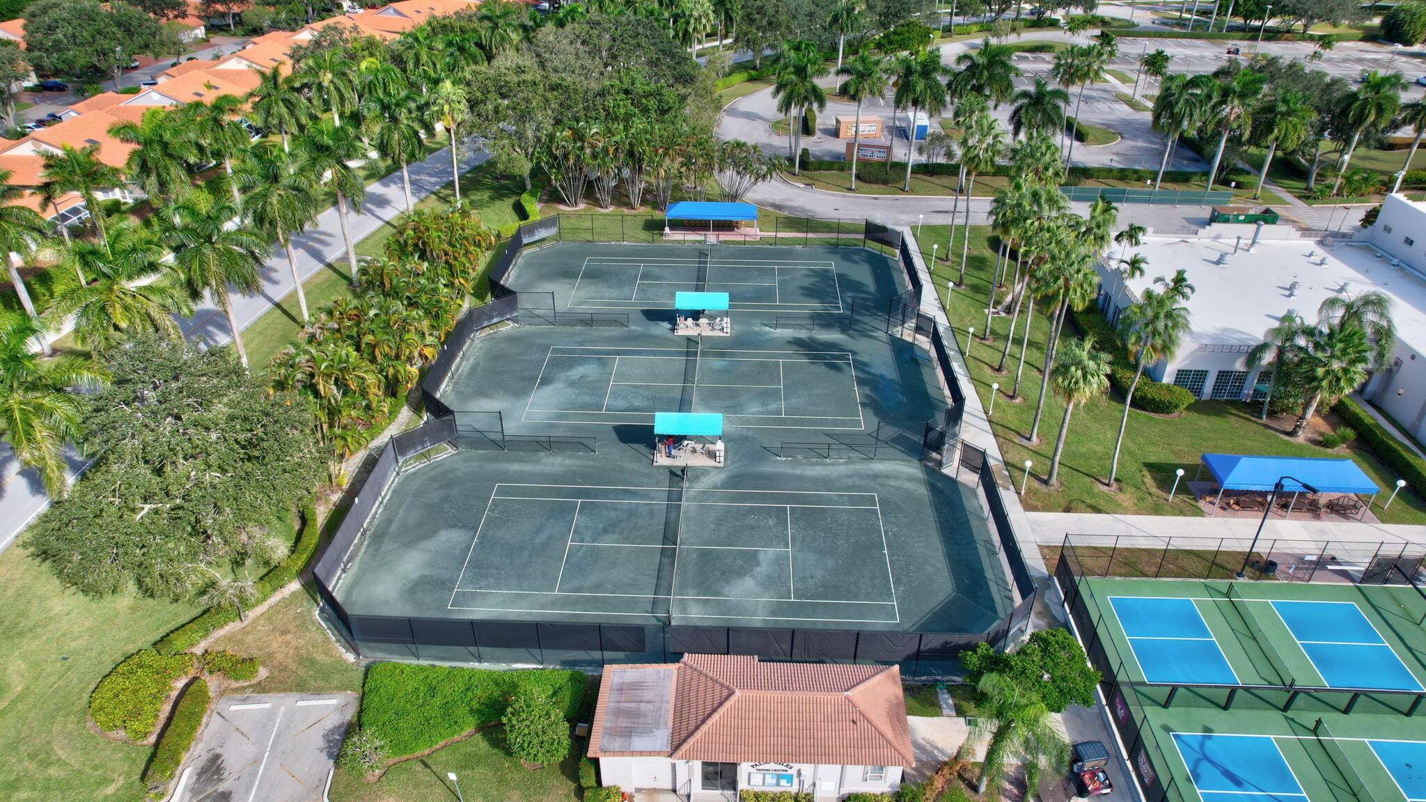 PALM ISLES - Residential