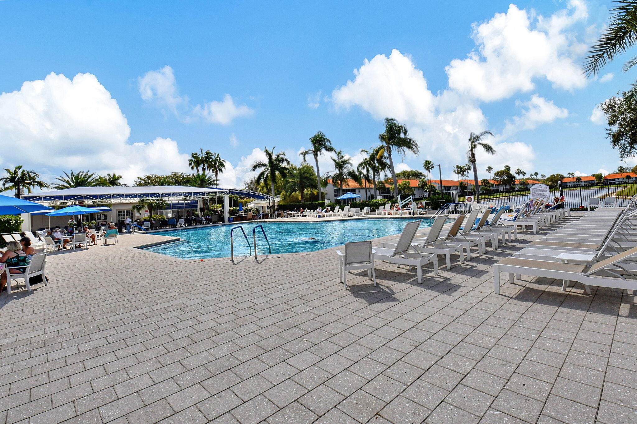 PALM ISLES - Residential