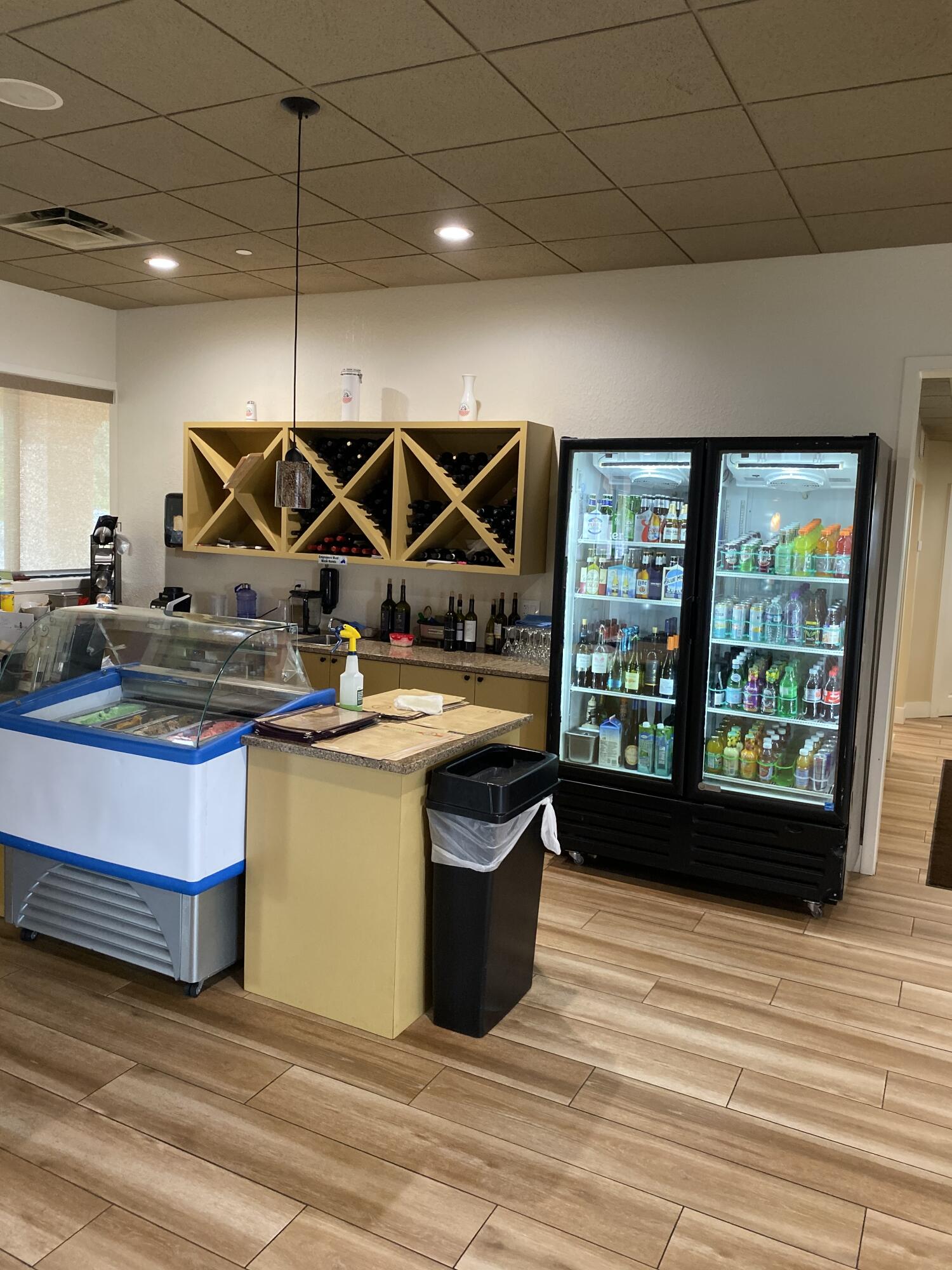 RIVERWALK 6 - Residential Lease
