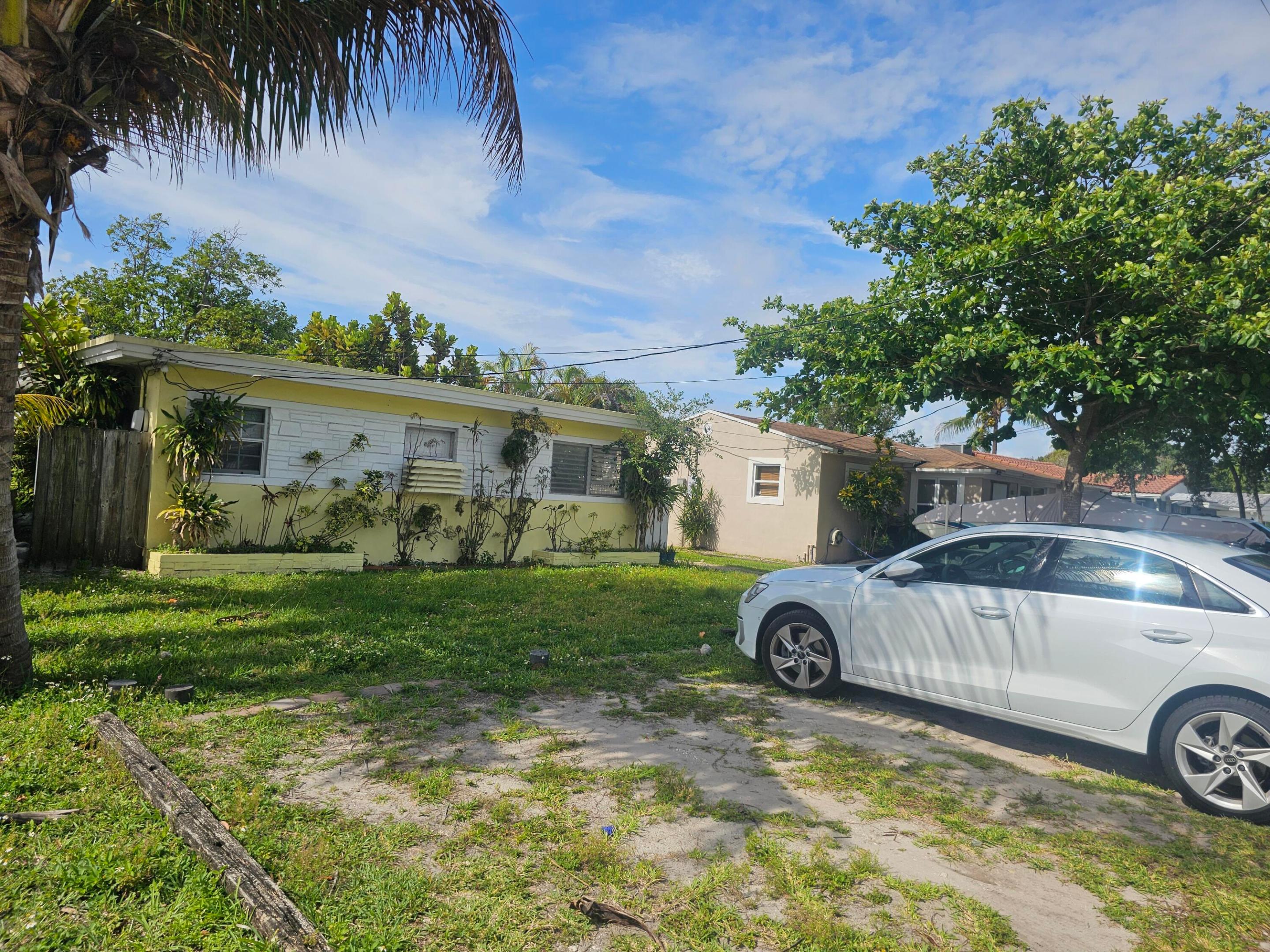 HOLLYWOOD TERRACE AMEN PLAT - Residential Income
