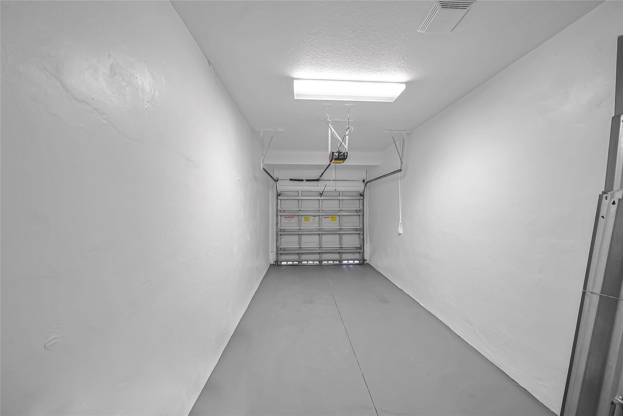 HAMPTON HILLS CONDO - Residential