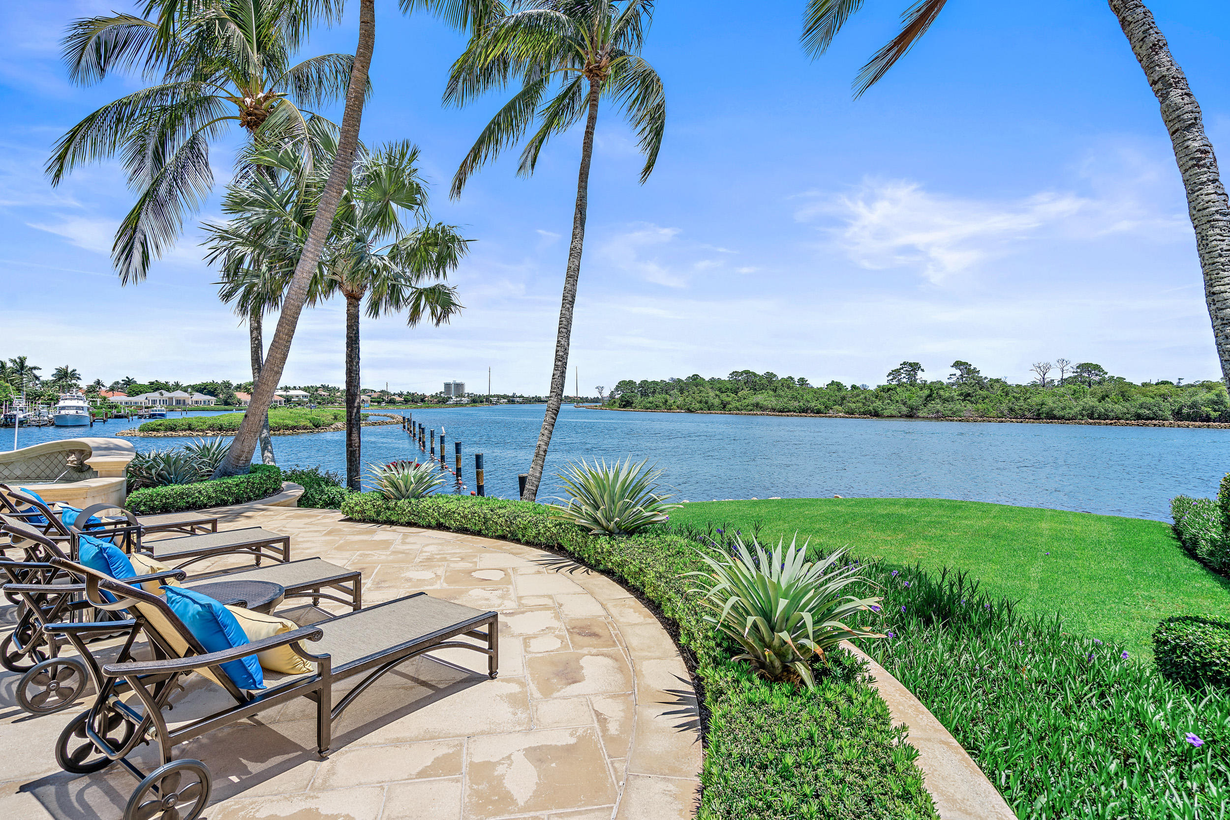 Admirals Cove - Residential