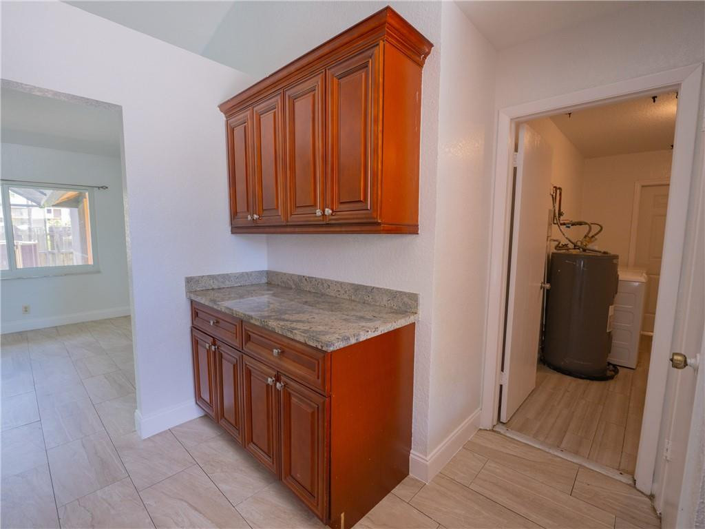CORAL GATE SEC 1 - Residential Lease