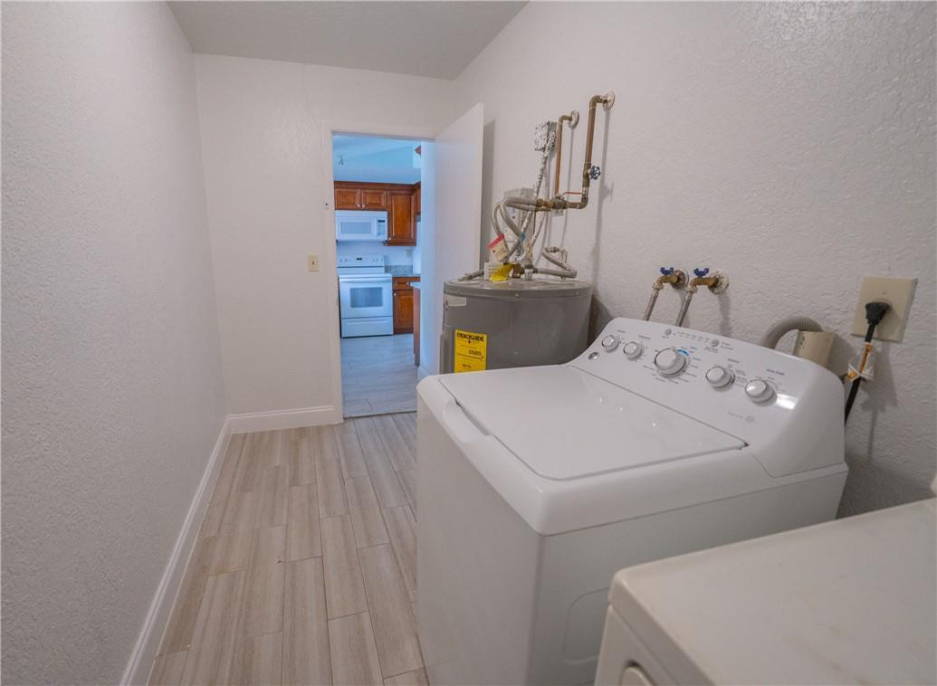 CORAL GATE SEC 1 - Residential Lease