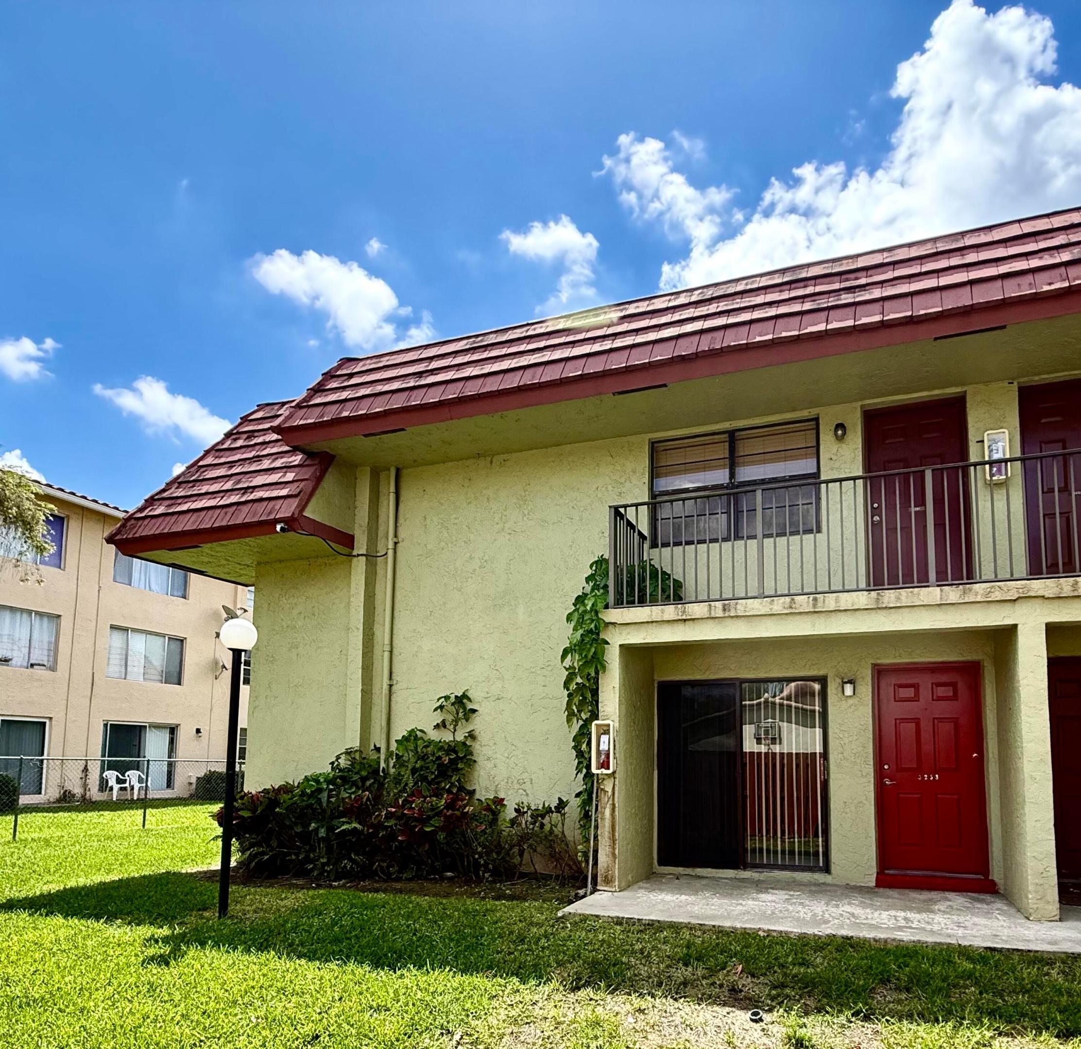 SPRINGS PARK CONDO - Residential