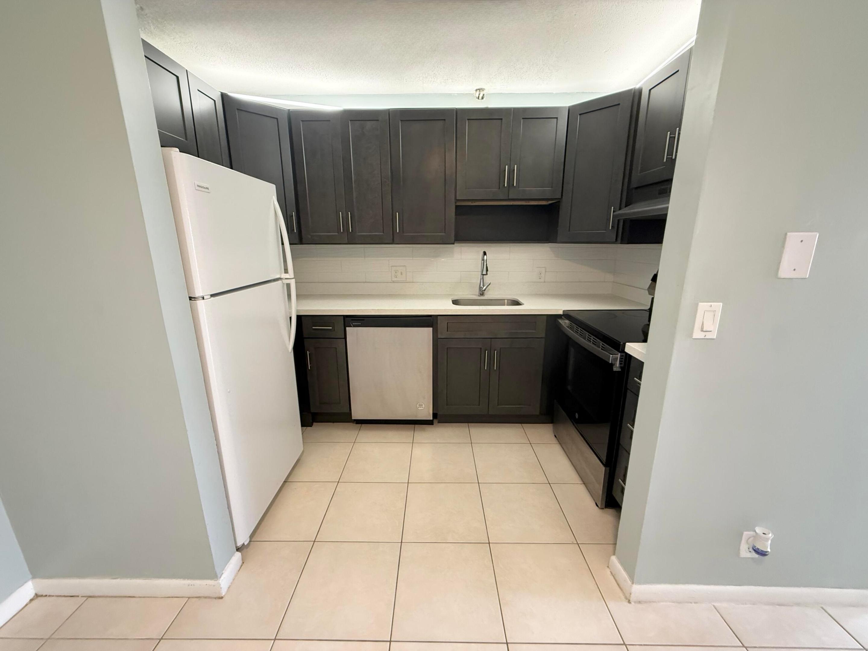 SPRINGS PARK CONDO - Residential